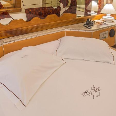 Motel Play Love Petrópolis エクステリア 写真
